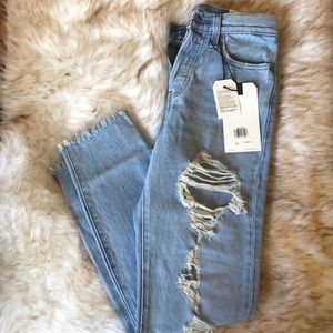 NWT Levi’s Premium Waterless Wedgie 25